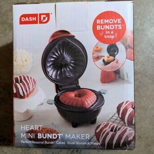 Dash Heart Mini Bundt Maker Red Nonstick Personal Cake Baker Maker